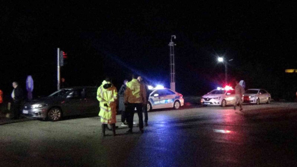 Konya plakalı yolcu otobüsü şarampole yuvarlandı! 1 ölü çok sayıda yaralı var