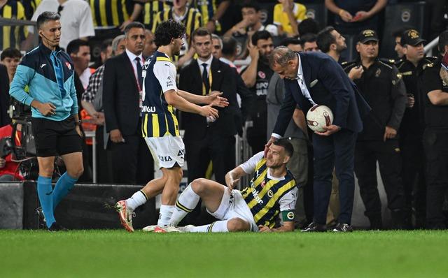 AA-20231104-32655616-32655615-FENERBAHCE_TRABZONSPOR (Large)