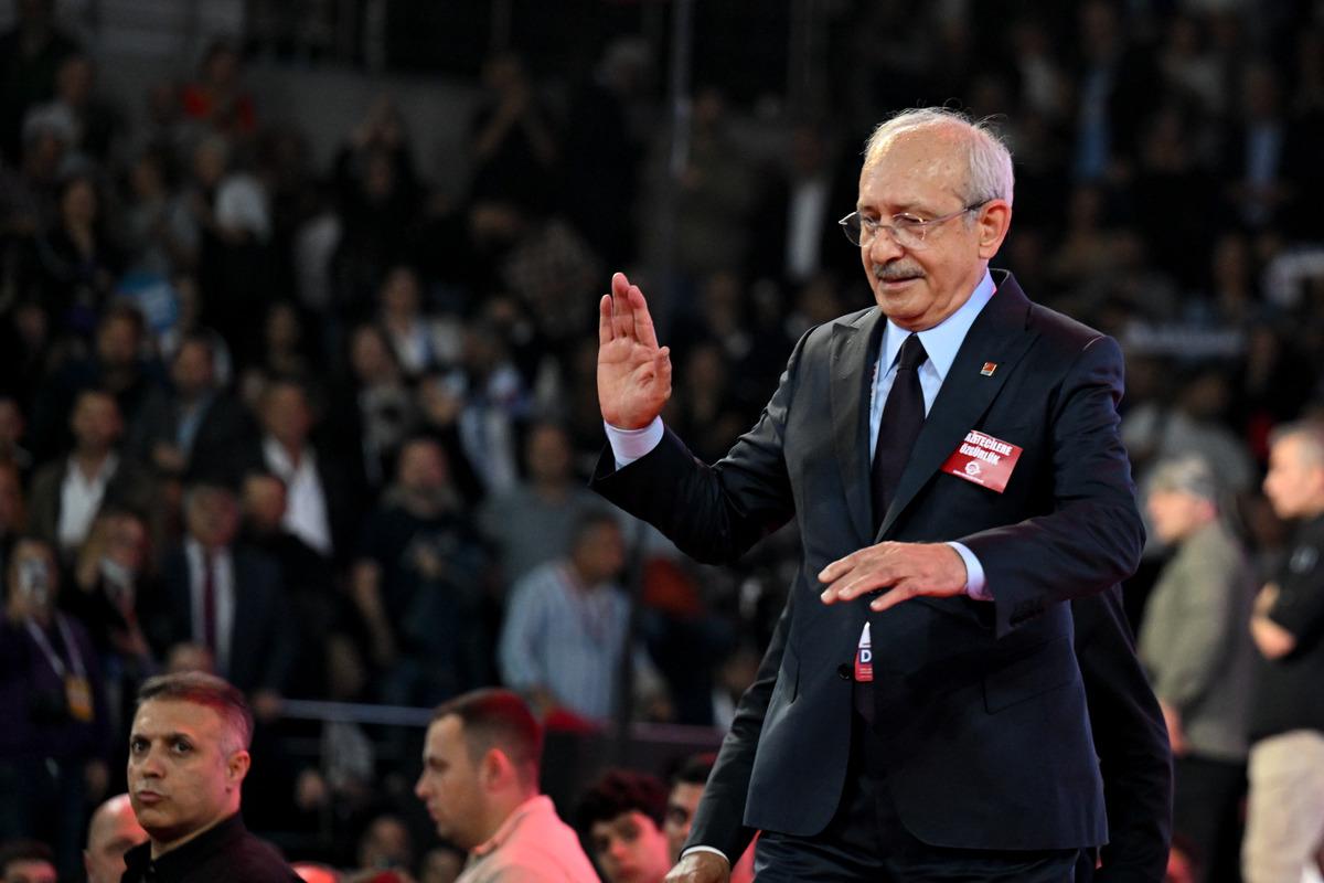 CHP lideri Özel den Kılıçdaroğlu nun telefonuyla ilgili açıklama: "Arasam ne konuşacağız" 1